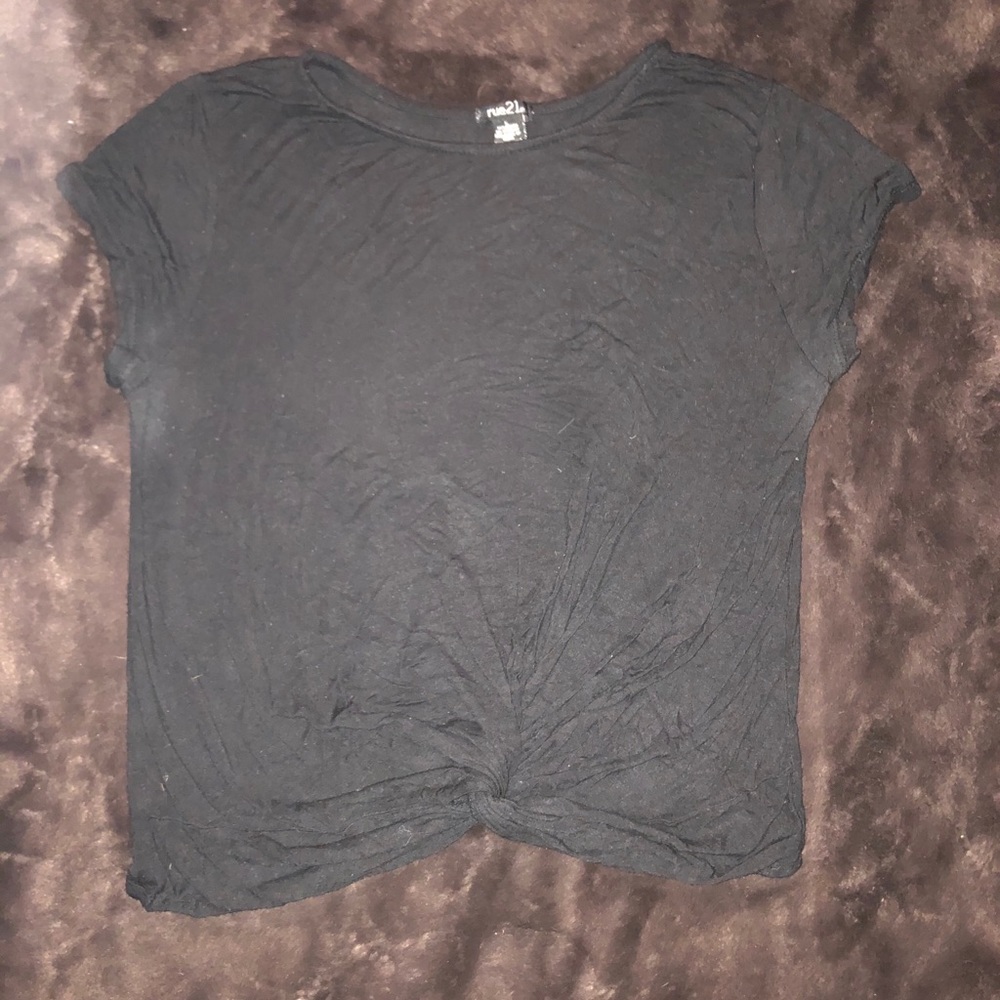 Black rue 21 crop top